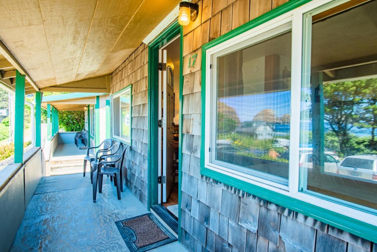 Oceanside Ocean Front Cabins Exteriör bild