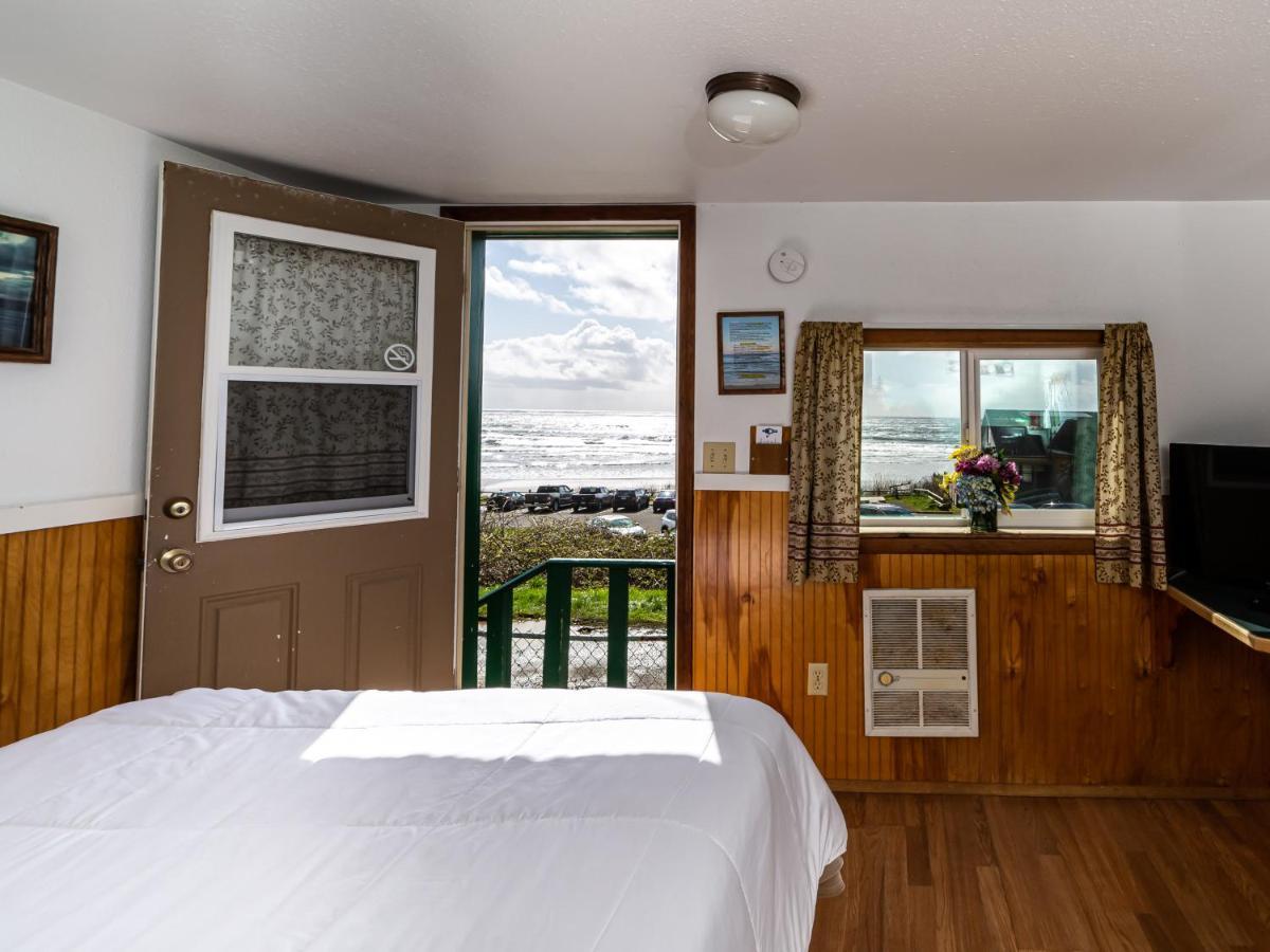Oceanside Ocean Front Cabins Exteriör bild