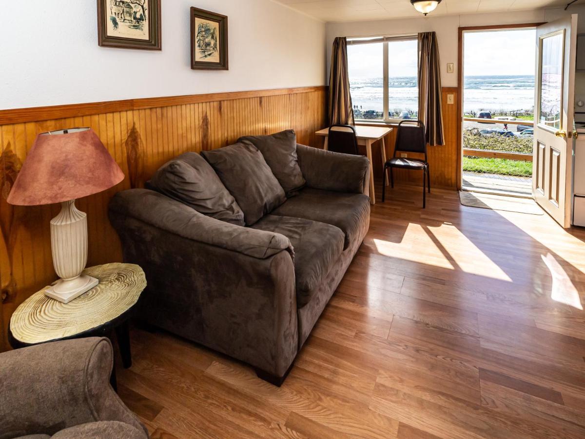 Oceanside Ocean Front Cabins Exteriör bild
